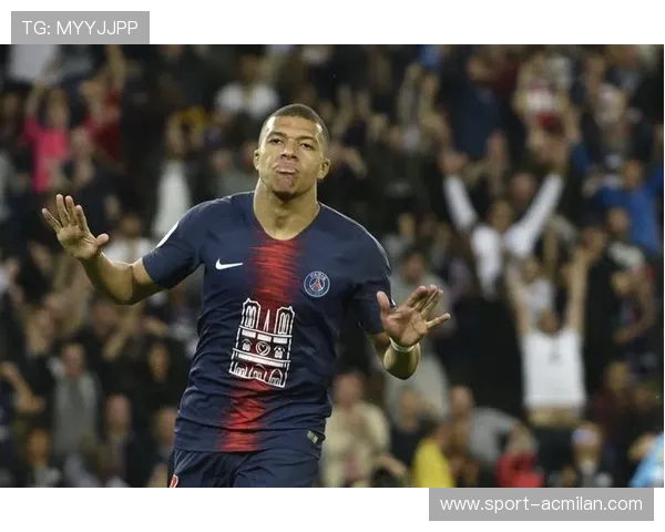 姆巴佩加速突破造点,巴黎踢出节奏