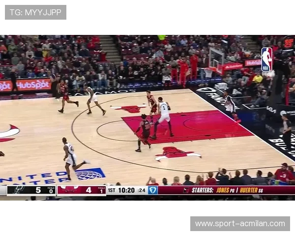 拉文外线接连点燃激情,芝加哥攻势非常强劲