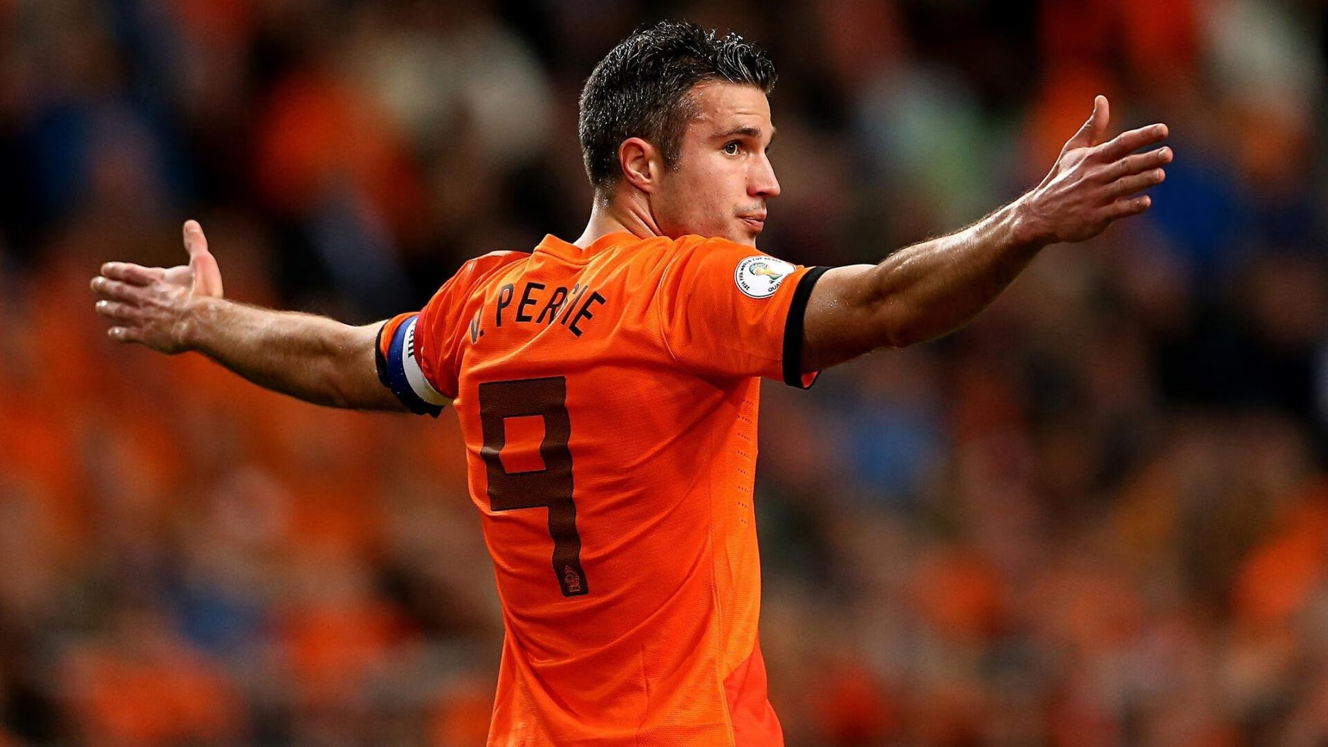 曼联内部组织战术沙龙交流经验，曼联小组